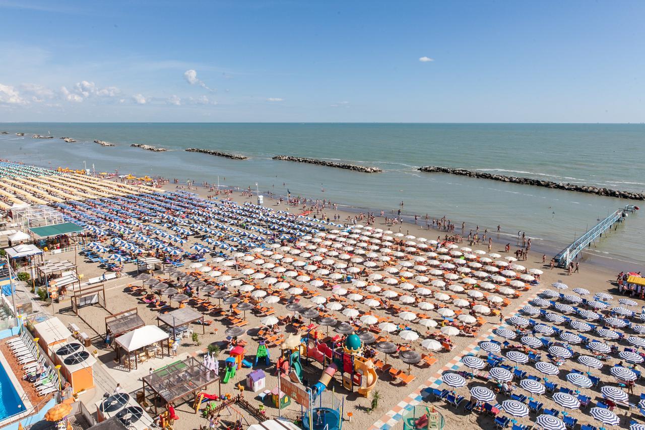 Hotel Universal Bellaria-Igea Marina Eksteriør billede