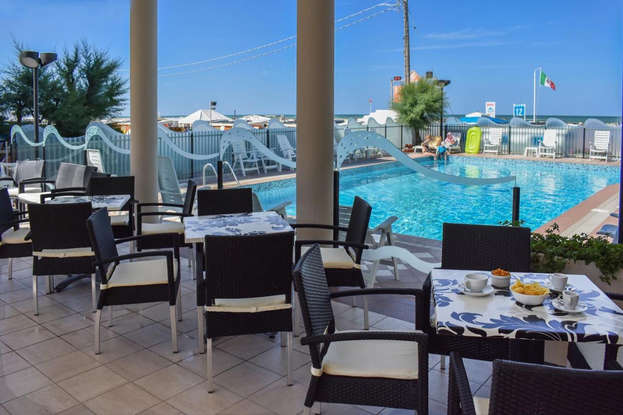 Hotel Universal Bellaria-Igea Marina Eksteriør billede